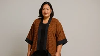 7 Model Baju Batik Wanita Gemuk agar Terlihat Ramping, Rahasia Siluet Elegan tanpa Diet Ke...