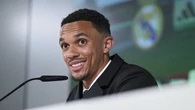 Usai Dapat Alexander-Arnold, Real Madrid Intai Bek Liverpool Lainnya dengan Skema Gratis