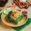 6 Resep Nasi Bakar Ayam Suwir Spesial Lezat, Aroma Daun Pisang yang Khas