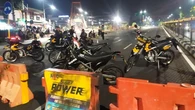 Polisi Sekat Akses Kota, Demonstran Tetap Masuk Surabaya