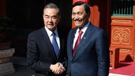 Tangani Pandemi Covid-19, Menko Luhut Minta Bantuan Singapura hingga China