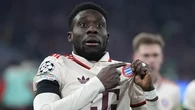 Terlihat Mengecil! Kondisi Kaki Alphonso Davies Usai Operasi ACL Bikin Heboh