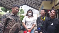 Putri Sulung Mpok Alpa Bantah Isu Keluarga Retak Gara-gara Harta Warisan