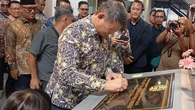 Pertama di Asia Tenggara, Hashim Adik Prabowo Resmikan Pabrik Solder Ramah Lingkungan di B...