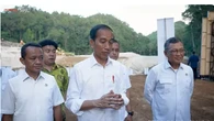 Jokowi Janji Permudah Petani Beli Pupuk Subsidi, Cukup Pakai KTP