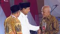 Mbah Guru Matematika Dapat Penghargaan dari Presiden Prabowo, Semangatnya Mengajar Lewat T...