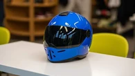 Helm untuk Pengemudi Ojol Tuli, Cara Wujudkan Lalu Lintas Inklusif