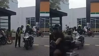 Viral Pemotor Kawasaki Ninja H2 Toyor Kepala Satpam, Tak Terima Ditegur Saat Bleyer-Bleyer...