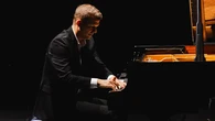 Adam Gyorgy Sukses Gelar Piano Resital di Jakarta, Pukau Penonton dengan Harmoni Klasik