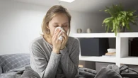 Hidung Berair Jadi Gejala Dominan COVID-19 Subvarian JN.1 di Eropa