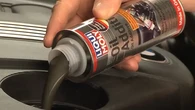 Tak Selalu Menguntungkan, Ini Risiko di Balik Penggunaan Aditif Oli Motor