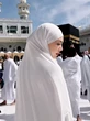 Akhirnya Terungkap Alasan Celine Evangelista Menjadi Mualaf