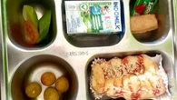 Puluhan Siswa di Lampung Timur Keracunan MBG, Emak-Emak Curiga Menu Roti Sosis Keju yang B...