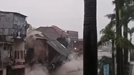 Ruko di Denpasar Ambruk Diterjang Banjir, 4 Orang Dilaporkan Tewas