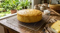 Resep Bolu Singkong Kukus Simpel Tanpa Mixer, Lembut, Wangi, dan Mudah Dibuat di Rumah