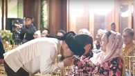 Ustaz Dery Sulaiman Ungkap Momen Haru Ahmad Dhani Menangis Saat Siraman Al Ghazali