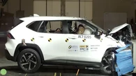 Toyota Yaris Cross Raih Bintang 5 dari Uji Tabrak ASEAN NCAP
