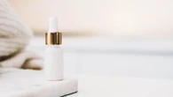 8 Manfaat Serum untuk Wajah, Pahami Jenis dan Cara Tepat Menggunakannya