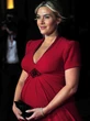 Kate Winslet Wanti-Wanti Sutradara, Ogah Perut Buncitnya Ditutupi dalam Adegan Ranjang