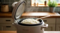 Cara Mengatasi Nasi Lembek di Rice Cooker, Solusi Cepat agar Kembali Pulen dan Anti Mubazi...