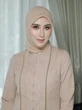 5 Potret Syahnaz Sadiqah Pakai Kebaya Kutubaru Krem, Kental Nuansa Tradisional