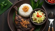 Resep Bebek Bumbu Hitam Lengkap Dengan Sambal Mangga, Perpaduan Rasa Khas Madura