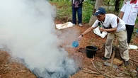 Petani Sulap Limbah Kelapa Sawit Produk Biochar, Apa Itu?