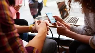 7 Keunggulan XL GO IZI Ini Buat Internetan Lancar Jaya, Salah Satunya Praktis Dibawa ke M...