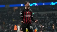 Cerita Menarik dari Sektor Kanan AC Milan