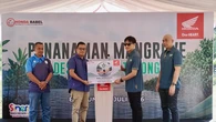 Lestarikan Pesisir Belitung, Honda Babel Tanam 500 Pohon Mangrove