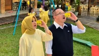 Tolak Angin Anak Gandeng Rhenald Kasali & Istri: Kenalkan Tradisi Minum Jamu Sejak Usi...