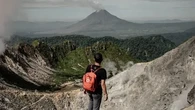 Legenda Urban: Wanita Berbaju Putih, Legenda Penunggu Gunung Sibayak