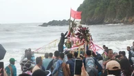 Wujud Syukur Nelayan Banyuwangi dalam Ritual Petik Laut Lampon