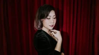 Santi Danametta Ajak Pendengar Selami Manis Pahitnya Kehidupan Lewat Album Senja Berwarna