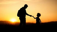 Di Balik Ribuan Ayah NTB Merantau, Ketahanan Keluarga dan Anak Jadi Taruhan