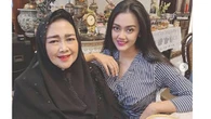 Nia Anggia Ungkap Pertemuan Terakhir dengan Rachmawati Soekarnoputri yang Juga Ibu Sambung...