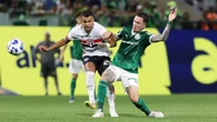 Com gol no fim, Palmeiras bate São Paulo e derruba último invicto