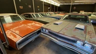 Vídeo: Conheça a maior coleção de Muscle Cars americanos do Brasil!