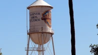Fusão entre Paramount e Warner enfrenta pressão