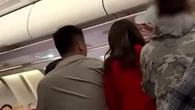 VÍDEO: passageiros trocam socos após confusão em avião