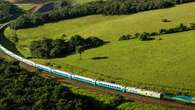 Saiba tudo sobre o trem que leva turistas mineiros para o Espírito Santo