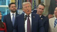 Trump anuncia medidas para garantir orações em escolas públicas