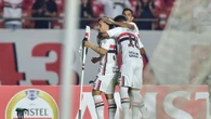 São Paulo encerra jejum, vence o Boston River e avança às oitavas