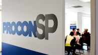 Procon-SP multa Santander em R$ 13,2 mi por falha em consignado