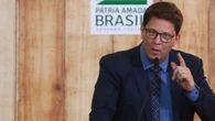 Mario Frias agradeceu Vorcaro por apoio a filme sobre Bolsonaro
