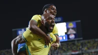 "Jornalista" Endrick invade coletiva de Igor Thiago