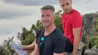 Irmão de Schumacher assume relacionamento homoafetivo e recebe apoio do filho