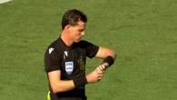 Ramon Abatti Abel ignorou recomendação do VAR em suposto pênalti