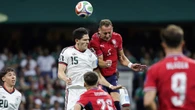 Com assistência de bumbum, México vence Tchéquia por 3 a 0