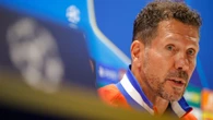 Simeone elogia Filipe Luís no Fla, mas torce por rival na Liberta